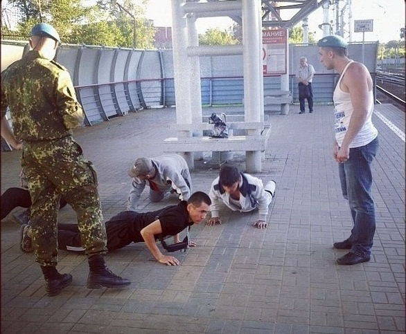 586x483, 75 Kb / вдв, берет, 2 августа, жим