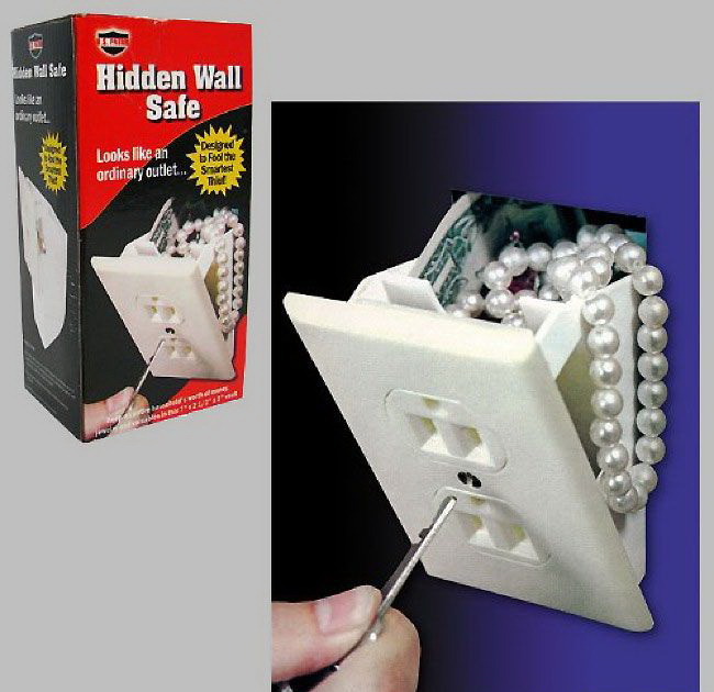 650x630, 89 Kb / розетка, сейф, тайник