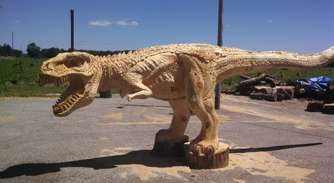 1100x602, 265 Kb / динозавр, дерево, скульптура