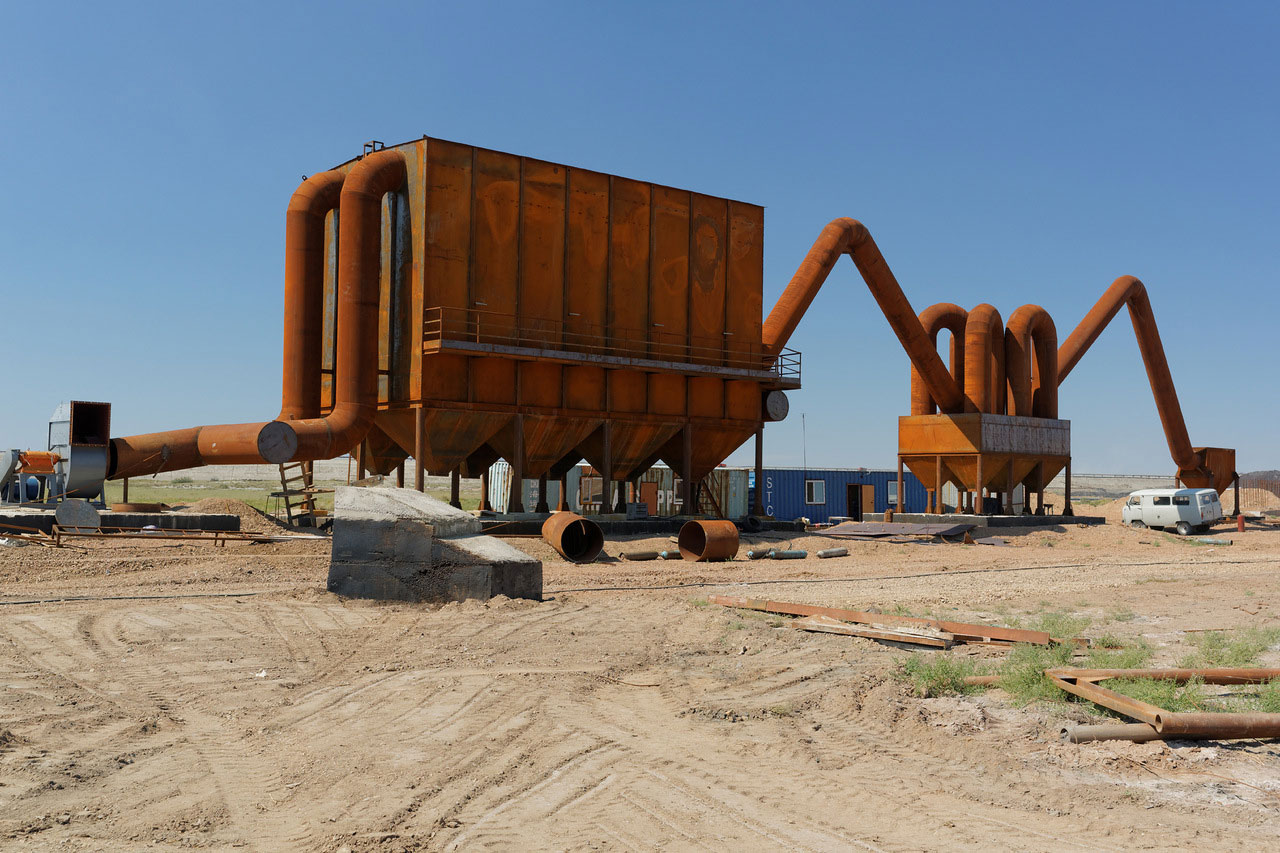 1280x853, 250 Kb / трубы, ржавчина