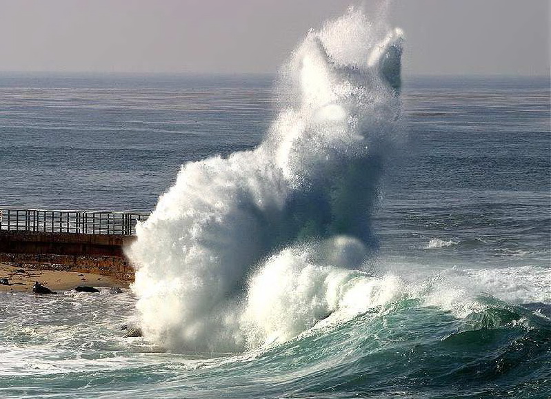 799x579, 204 Kb / волна, всплеск, брызги