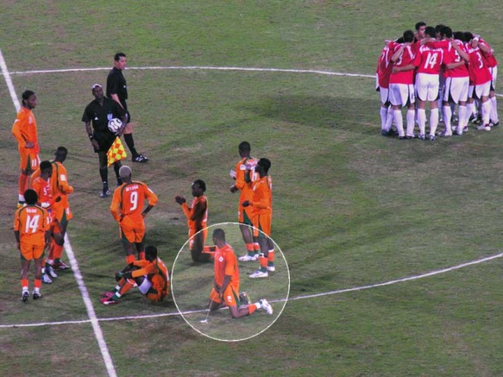 720x540, 109 Kb / футбол, негры, ссыкун