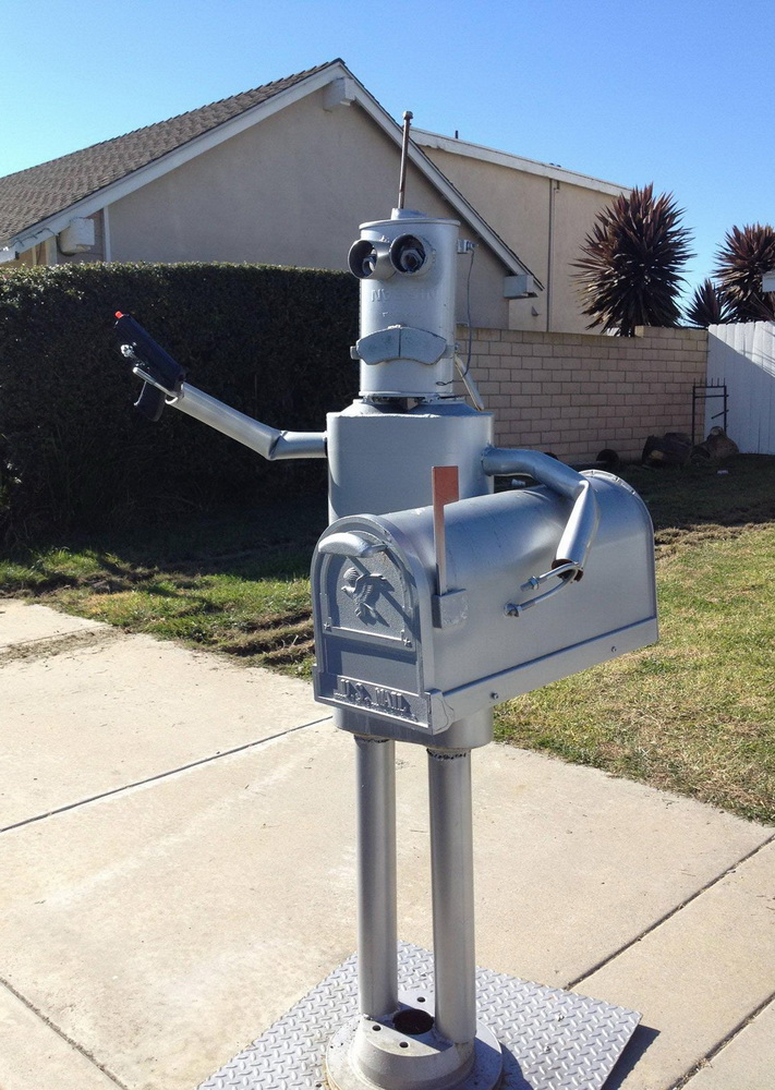 711x1000, 277 Kb / робот, почта, ящик