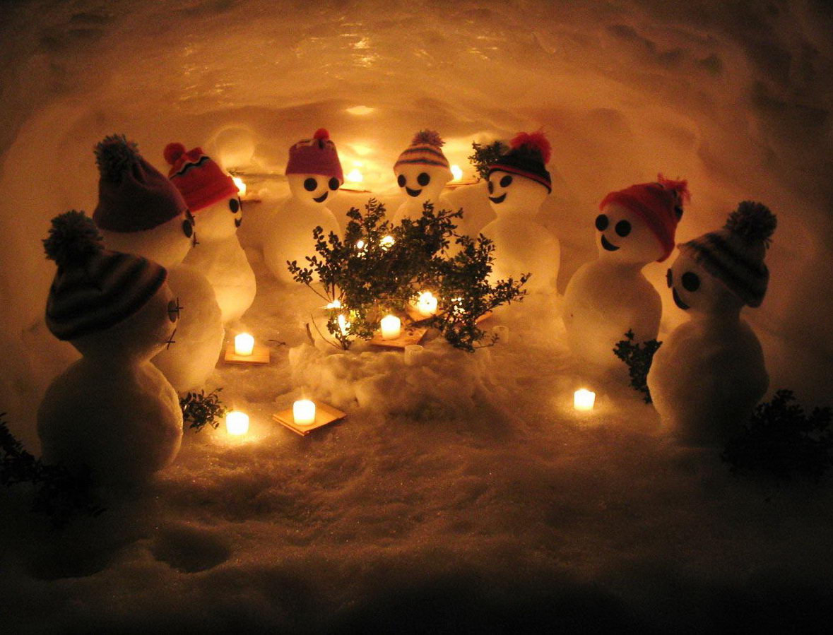 1179x899, 161 Kb / снеговики, пещера, огонь