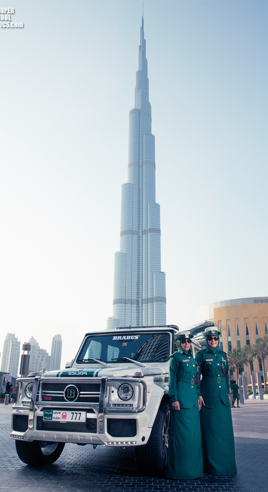 919x1683, 229 Kb / гелик, дубаи, полиция, брабус