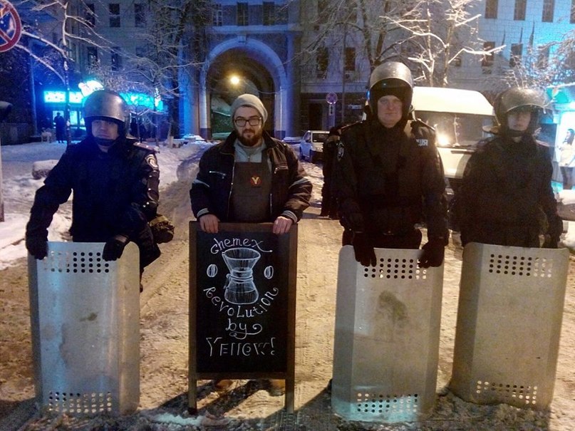 807x605, 129 Kb / омон, хипстер