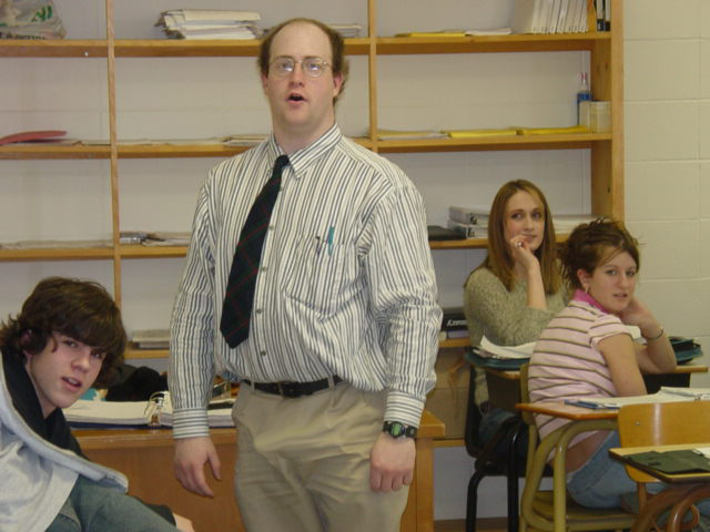 640x480, 159 Kb / препод