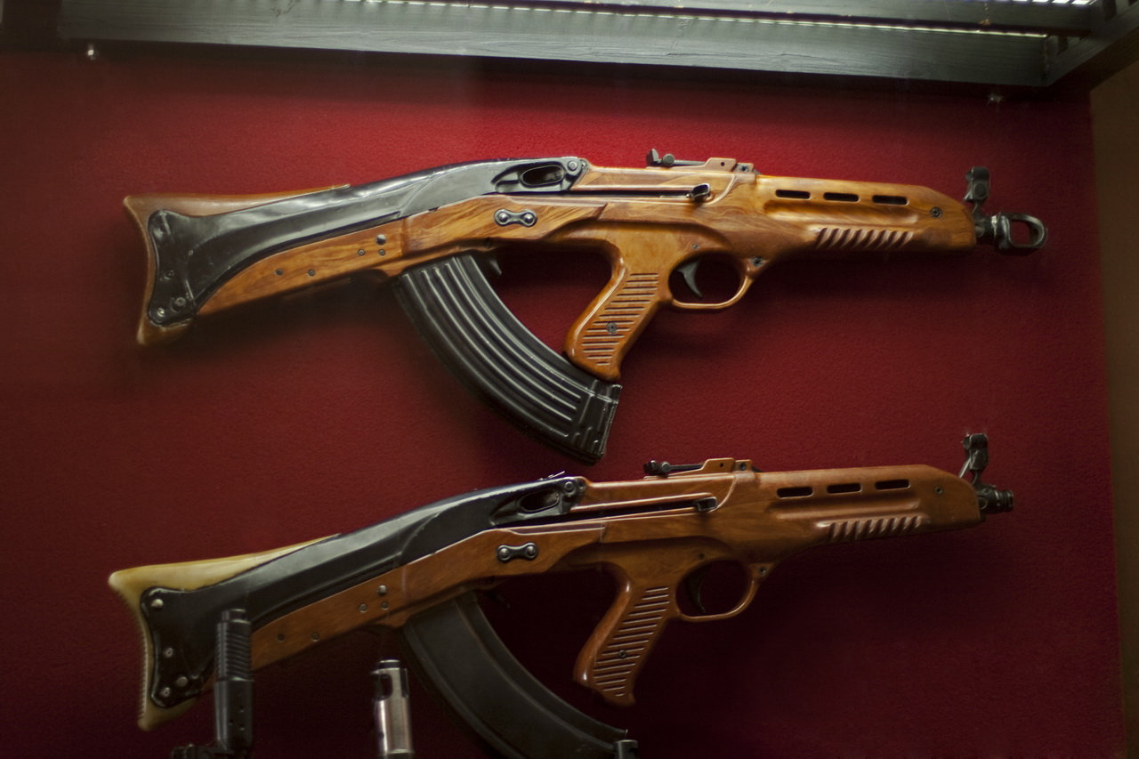 1280x853, 283 Kb / Афанасьев, ткб-011, автомат, экспериментальный, пластик