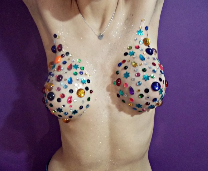 850x698, 176 Kb / новогодние, украшения, шары, стразы, наклейки, блёстки