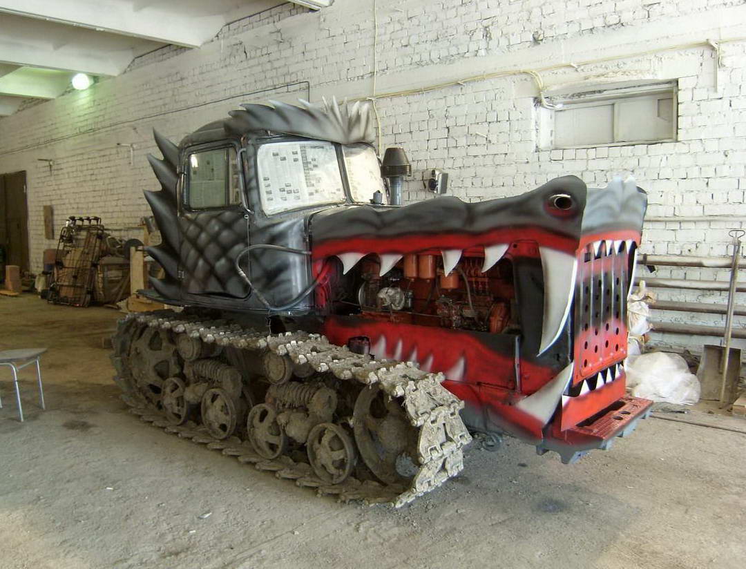 1080x824, 127 Kb / бульдозер, трактор, пасть