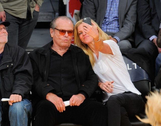 640x504, 53 Kb / Николсон, дакфейс