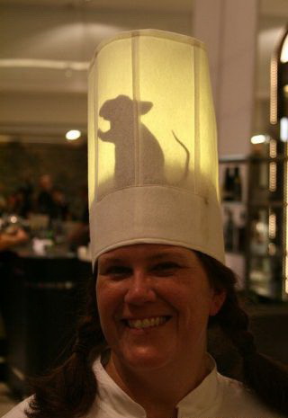 320x465, 29 Kb / крыса, повар, рататуй