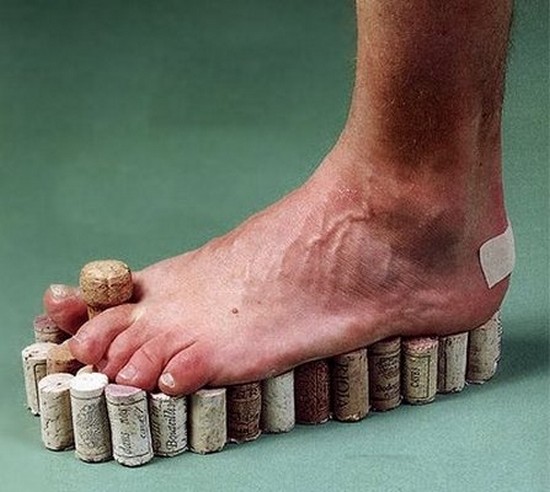 550x492, 61 Kb / пробки, тапок