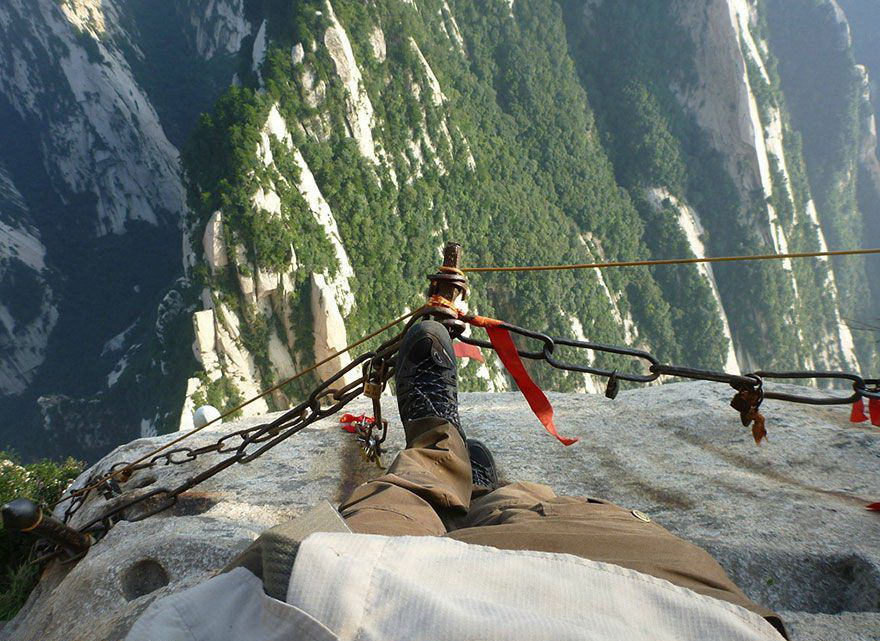 880x641, 207 Kb / высота, ботинок, нога