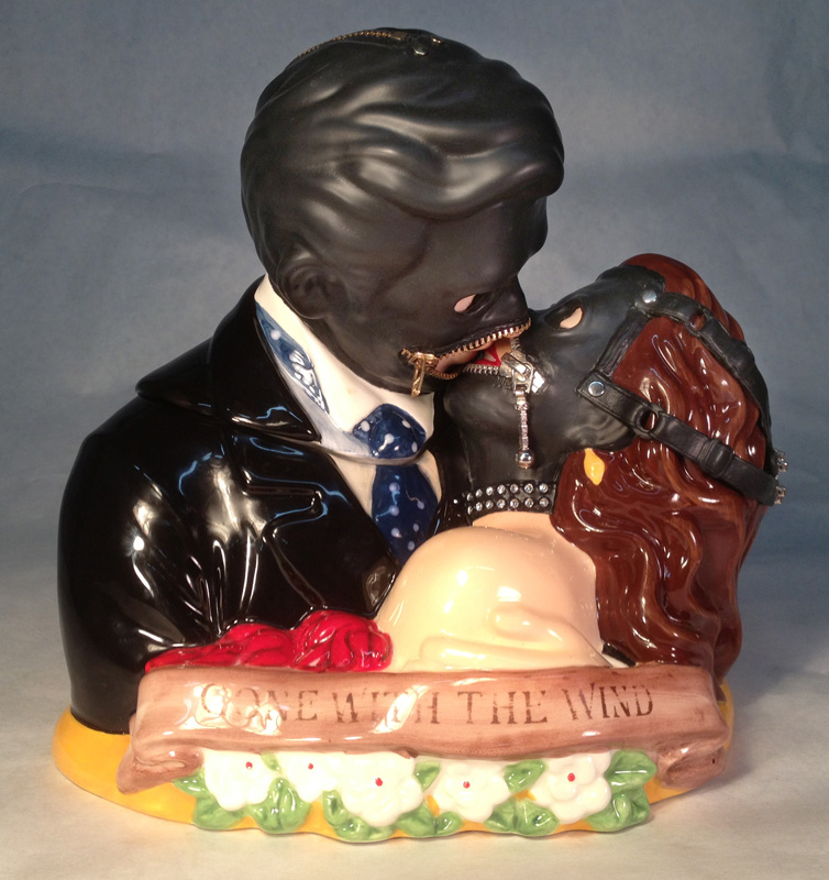 754x800, 200 Kb / BDSM, art, Richard Ankrom, скульптуры, керамика, маска, поцелуй