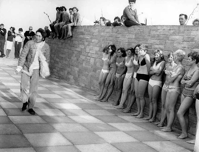 669x513, 171 Kb / леннон