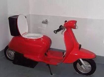 420x310, 24 Kb / мотороллер, горшок, туалет