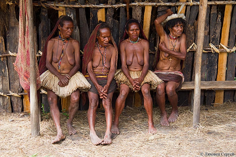 800x533, 148 Kb / женщины, сиськи, племя