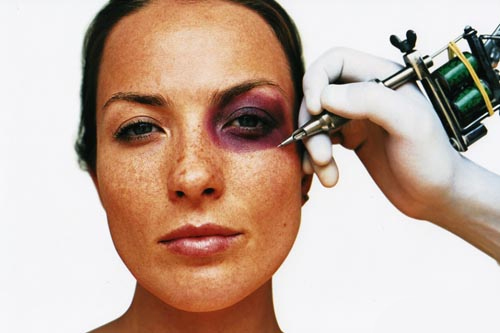 500x333, 63 Kb / тату, синяк, веснушки, бодиарт