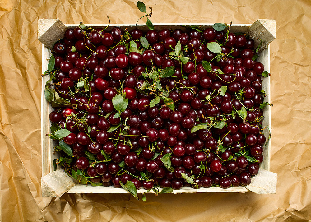 1000x714, 269 Kb / вишня, ящик