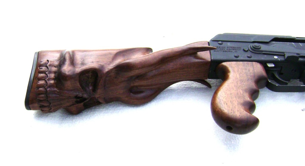 1024x558, 80 Kb / приклад, череп, рога