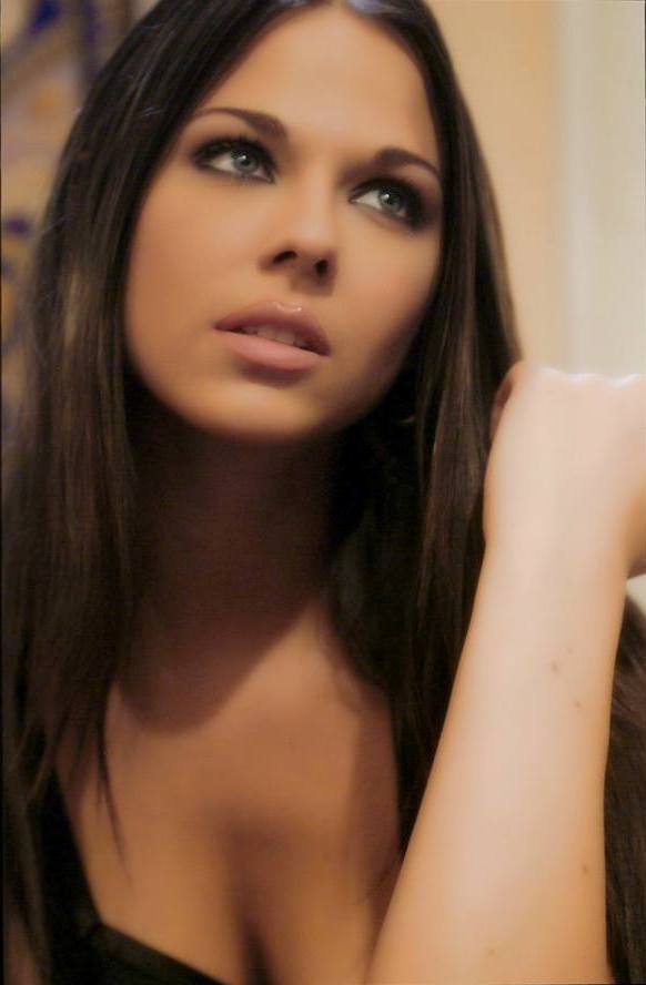 582x888, 35 Kb / Simony, Diamond, Симони, Симона, Даймонд, Диамонд, актриса, брюнетка, девушка