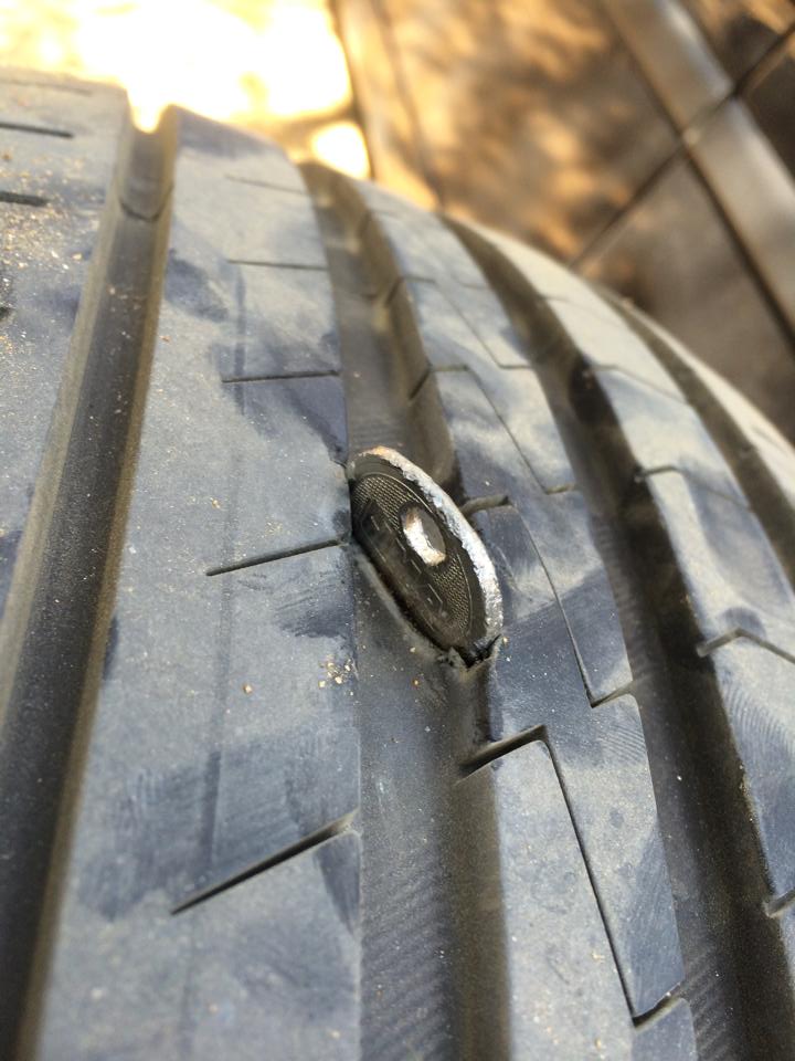 720x960, 80 Kb / колесо, резина, ключ