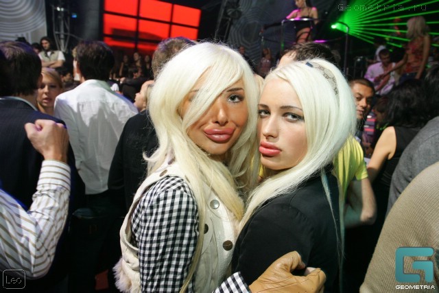 640x427, 80 Kb / губы, дакфейс