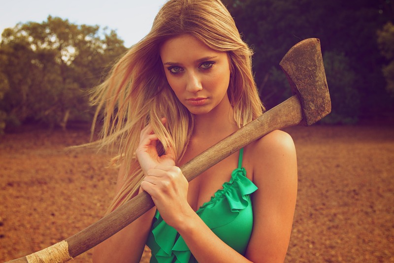 800x534, 96 Kb / Топор, колун