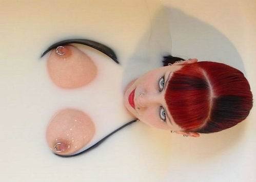 499x356, 14 Kb / сиськи, красная, молоко, пирсинг