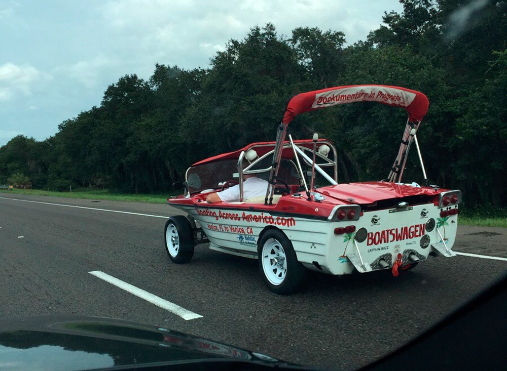 1000x733, 148 Kb / boatswagen, лодка, машина, гибрид, дорога