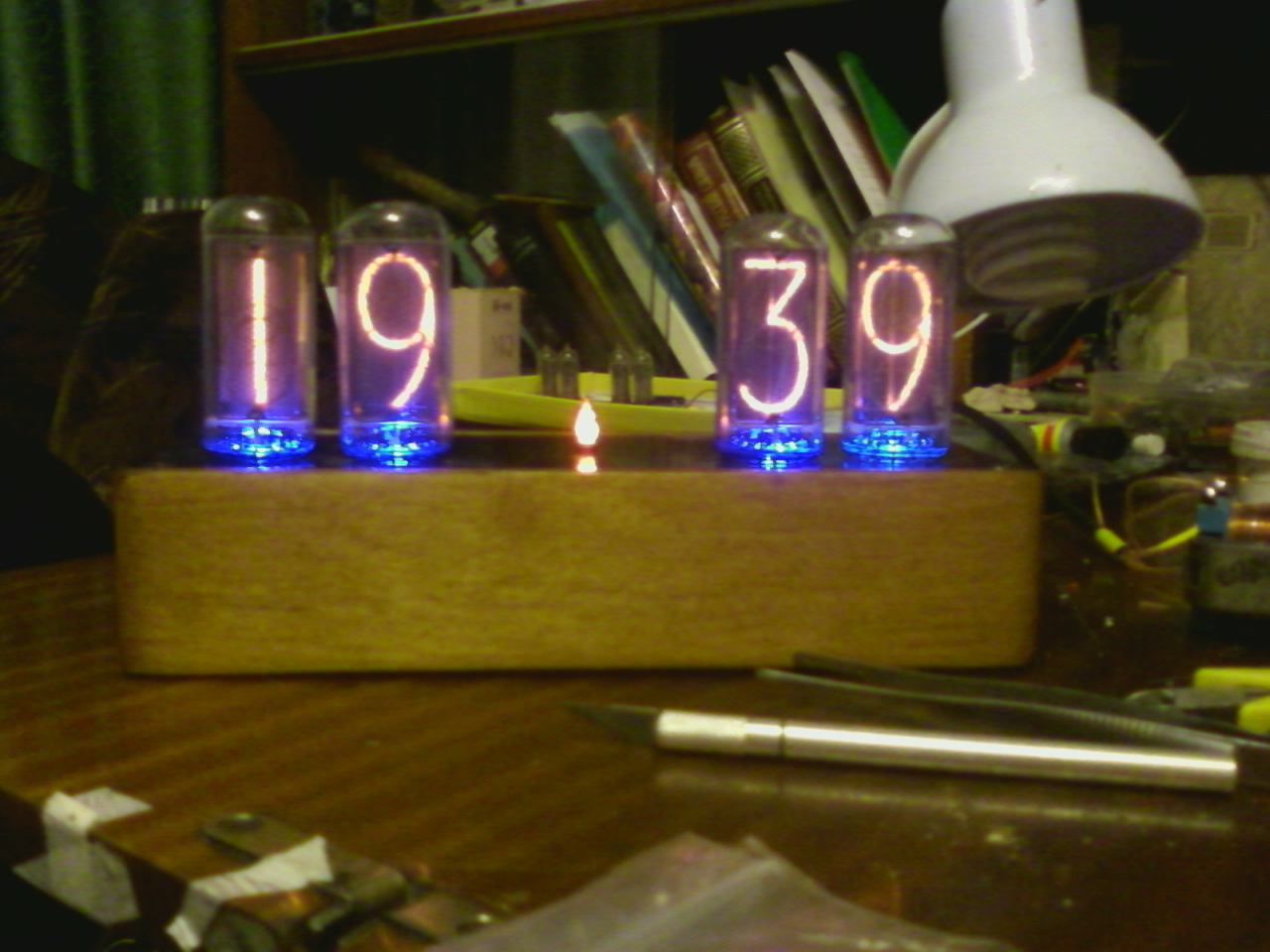 1280x960, 270 Kb / часы