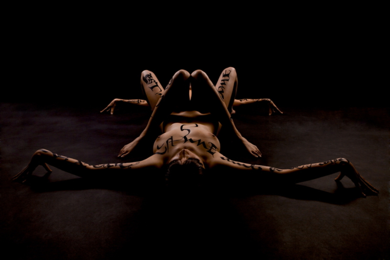 800x533, 172 Kb / Людовик,Флорен,девушки,две,лежат,расписные