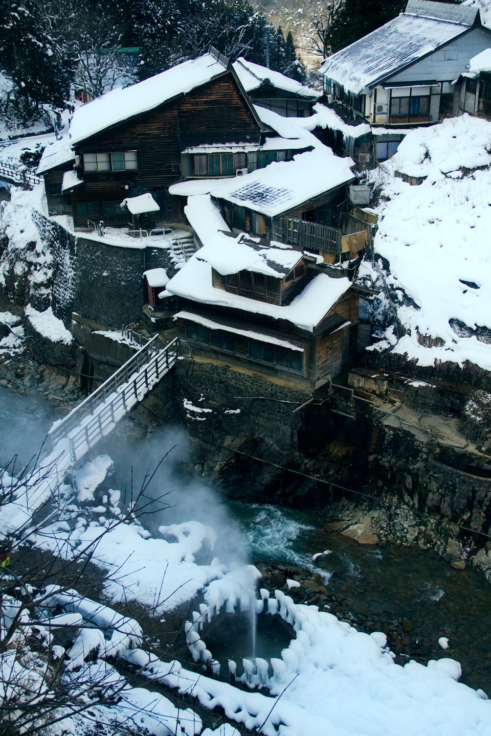 960x1440, 344 Kb / шале, мост, зима, ручей, река, горы, снег