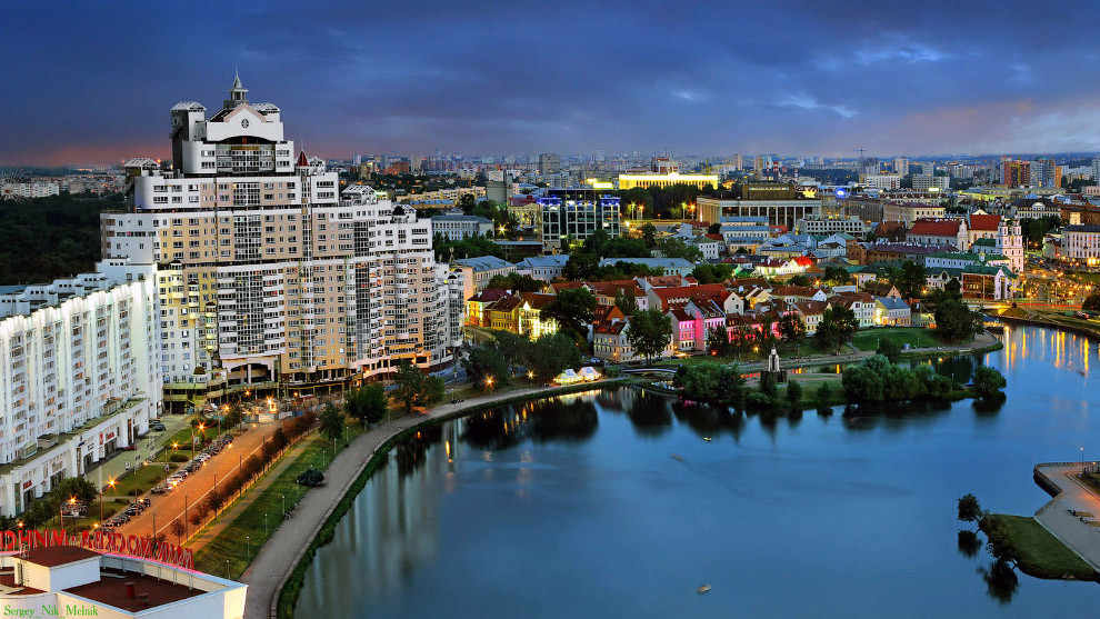 990x557, 219 Kb / минск, вечер