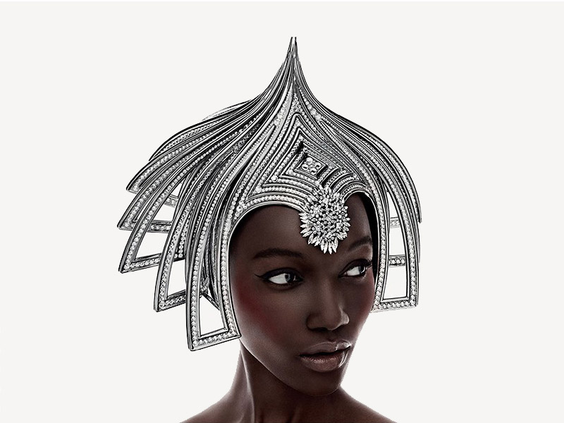 800x600, 83 Kb / негритянка, бриллианты, корона