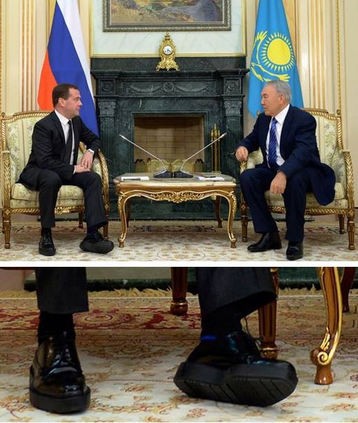 511x604, 84 Kb / медведев, ботинки, платформа, встреча