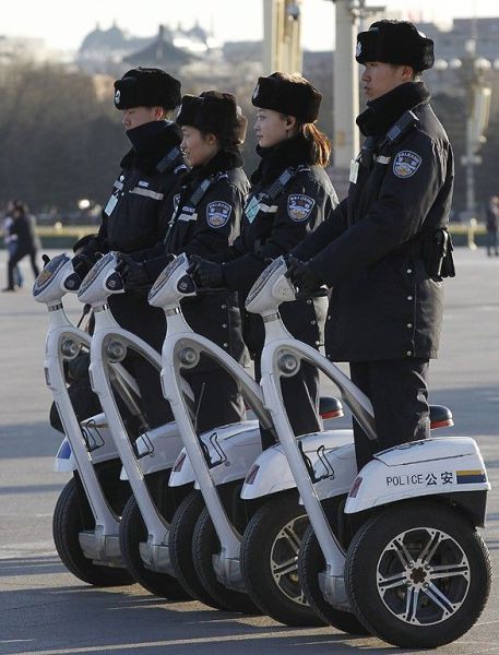 457x600, 62 Kb / segway, полиция, Китай