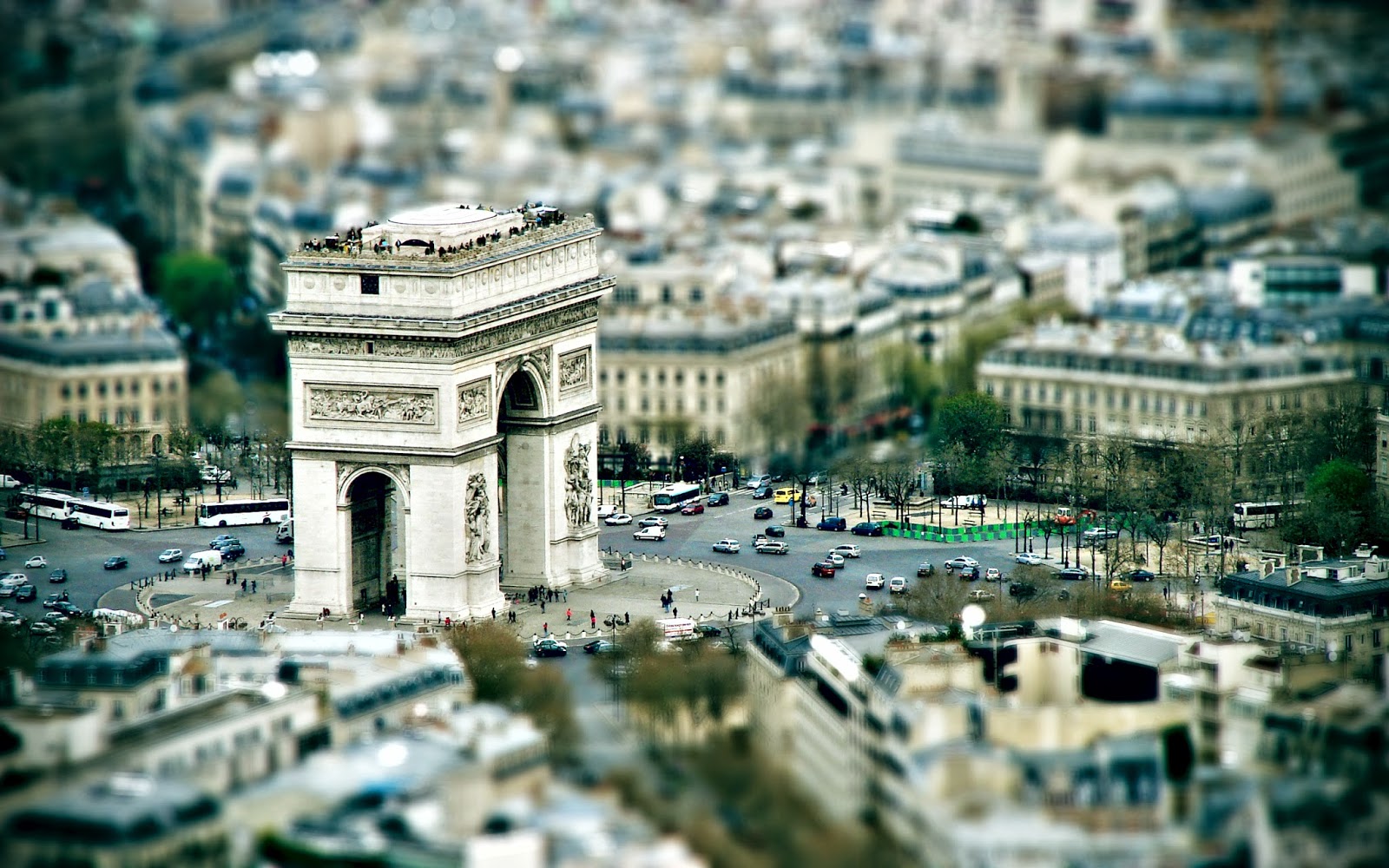 1600x1000, 345 Kb / арка, париж, tilt-shift