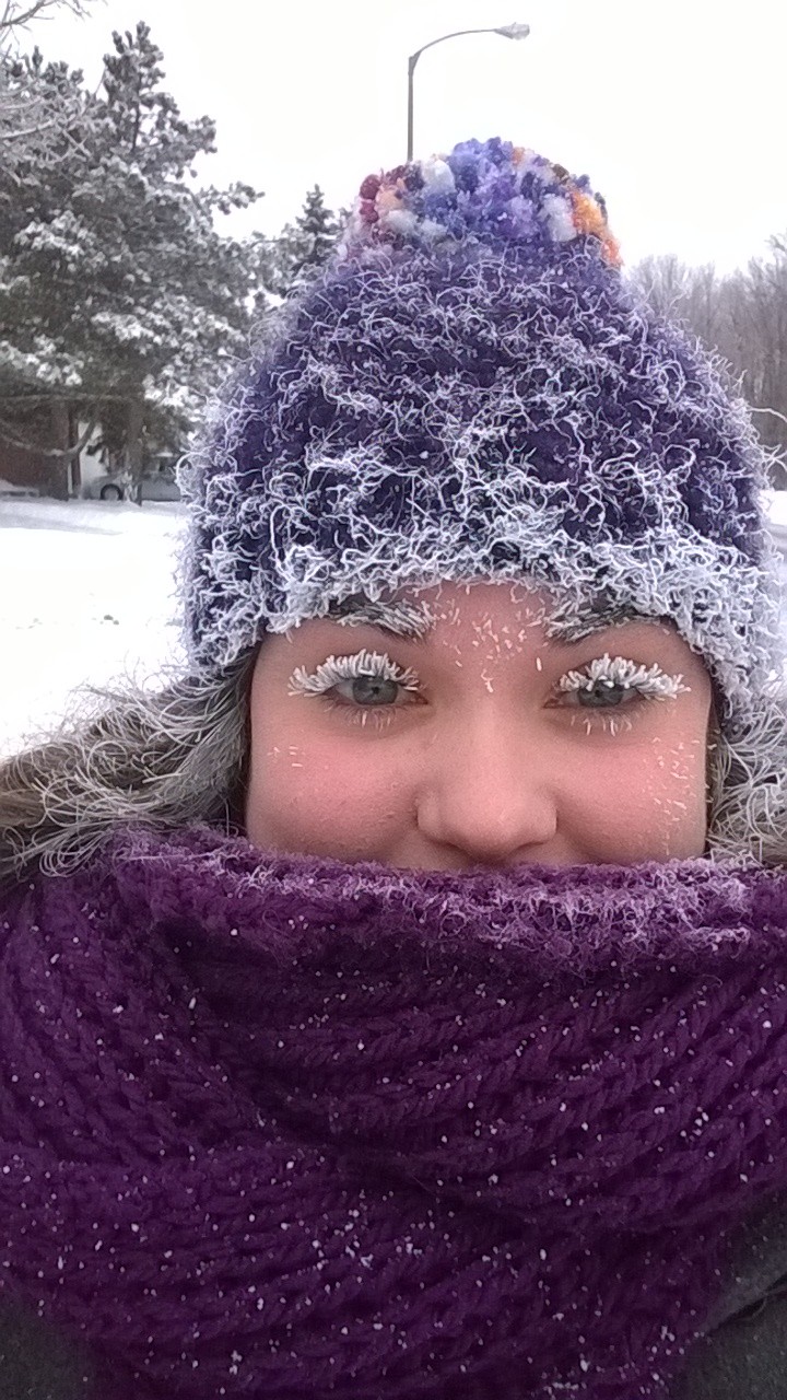 720x1280, 281 Kb / зима, мороз, иней, шапка, шарф, ресницы