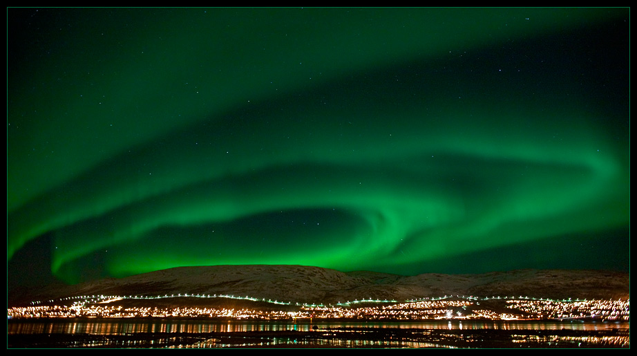 922x515, 146 Kb / северное сияние