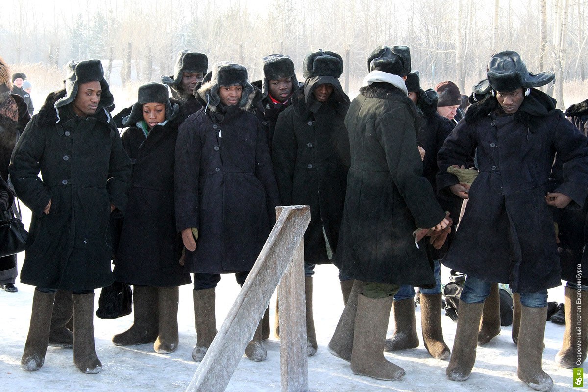 1200x800, 241 Kb / негры, крещение, нежданчик