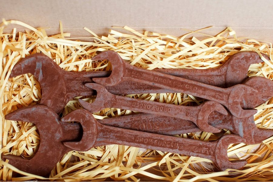 900x600, 149 Kb / гаечный, ключ, стружка