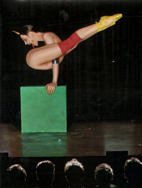 500x660, 77 Kb / куб, гимнастка, куннилингус