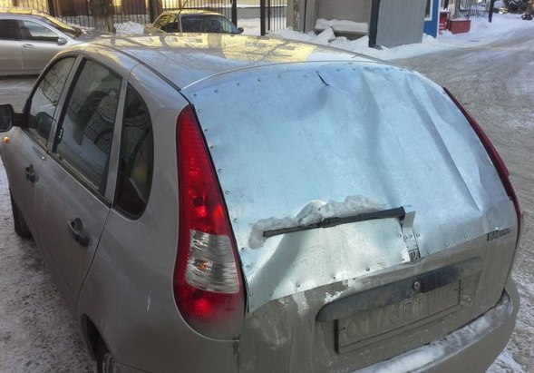 589x411, 52 Kb / Калина, жесть, стекло