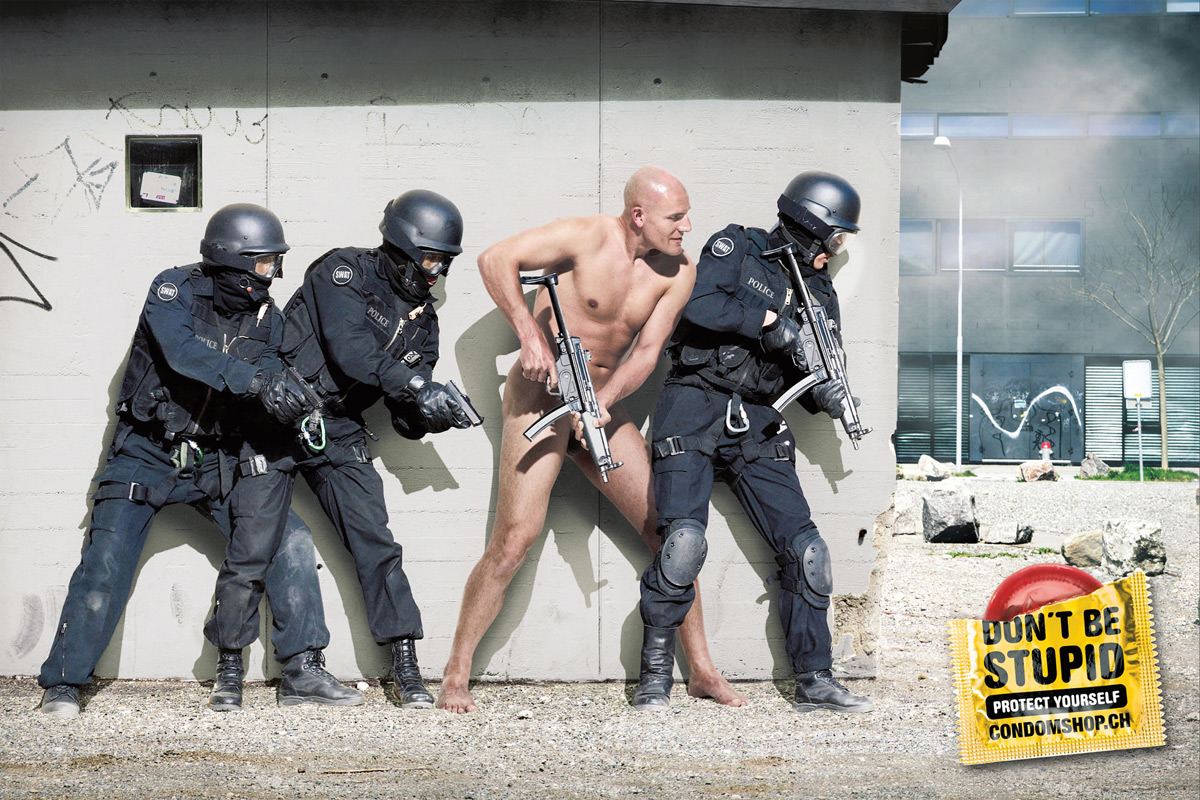 1200x800, 195 Kb / презерватив, спецназ