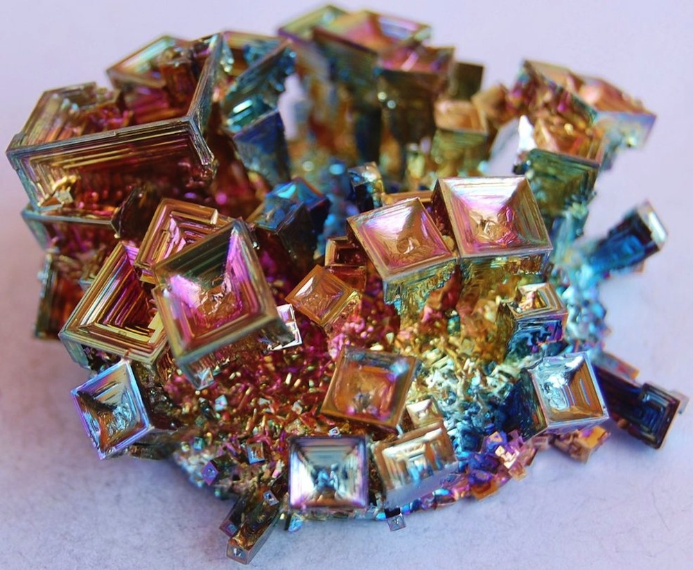 1000x822, 271 Kb / элемент, кристаллы, металл, висмут