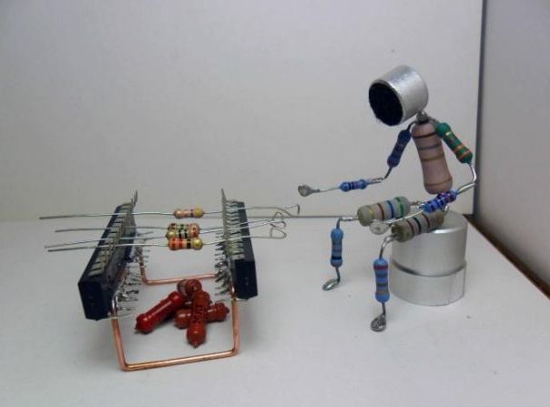 604x447, 22 Kb / шашлык, радиодетали, поделка