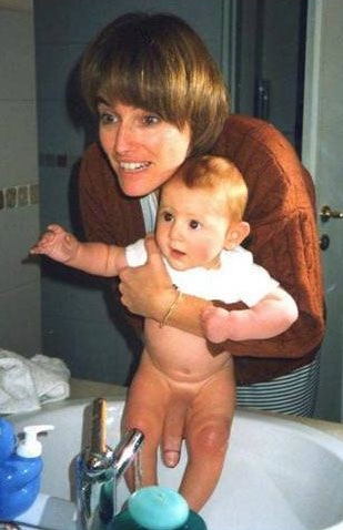 309x478, 100 Kb / мама, ребёнок, хуй