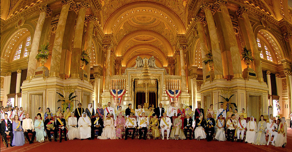 1021x530, 267 Kb / монархи, тайланд, 12